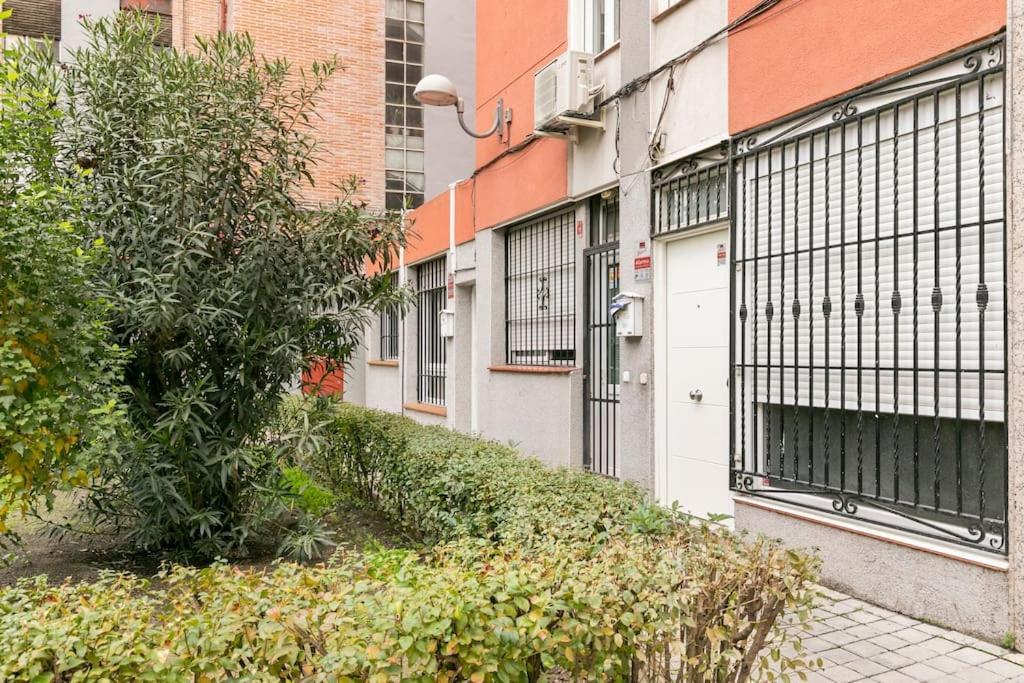 Acogedor Piso En Madrid De Dos Habitaciones Exteriör bild